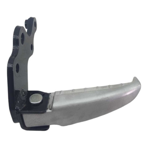 Suporte Pedaleira Traseira Esquerda Yamaha Fluo 125 2024