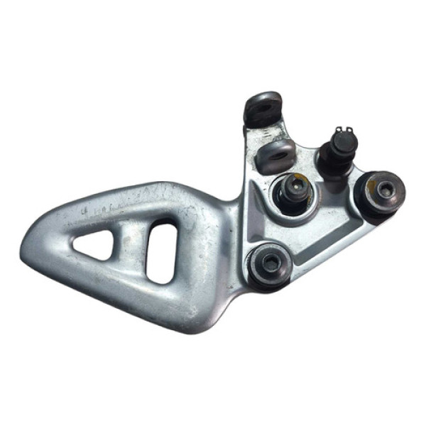 Suporte/bacalhau Dianteiro Esquerdo Gsx 1300r Hayabusa 99/07